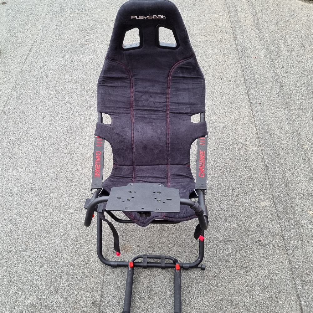 Pre-owned Playseat PLAYSEAT CHALLENGE | FOLDABLE RACING CHAIR BUY WITH ...